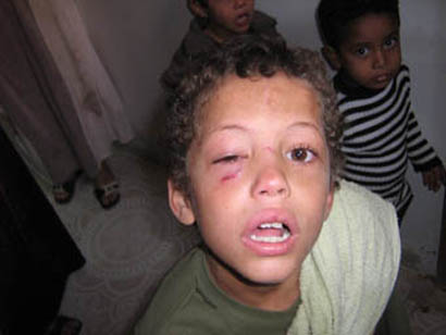 L'armée israélienne envahit le camp de réfugiés d'Al-Fara